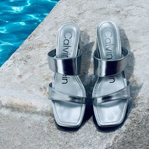 CK | Hestia Dual Strap Block Heel Sandals